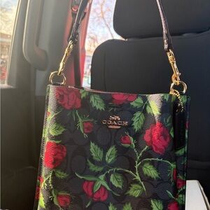 coach mollie bucket bag